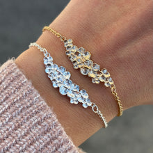 Load image into Gallery viewer, Hydrangea Bracelet