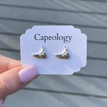 Load image into Gallery viewer, Nantucket Earrings - Capeology