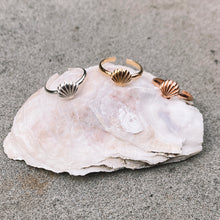 Load image into Gallery viewer, Seashell Adjustable Ring - Capeology